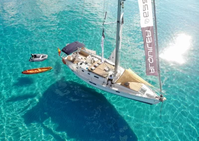 Velero NavegaMed en Formentera playa del sur 2