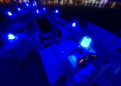 Bañera por la noche con luces NavegaMed Santa Pola